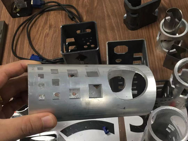 ⲻP䓹